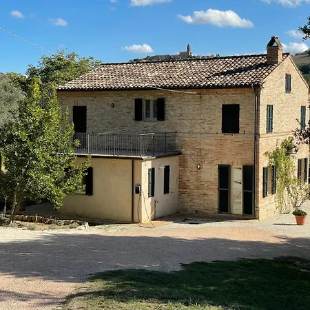 Casa Raffaela, Charming With A Pool Dom wakacyjny *