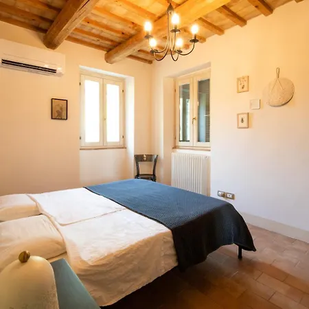 Casa Raffaela, Charming With A Pool Monte Giberto