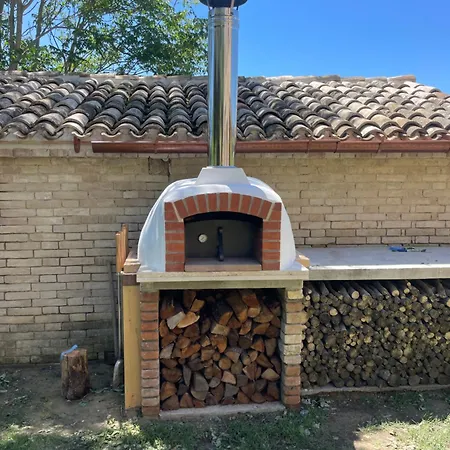 Dom wakacyjny Casa Raffaela, Charming With A Pool *