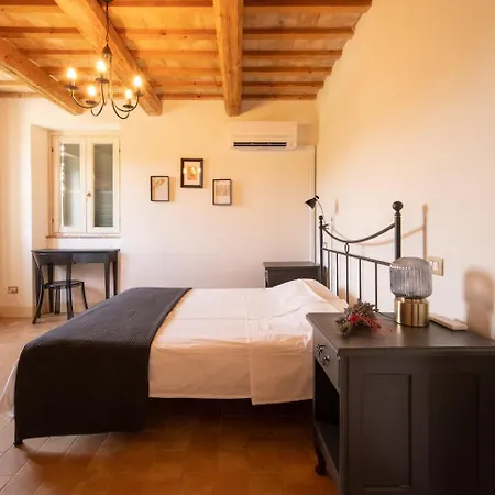 Casa Raffaela, Charming With A Pool Dom wakacyjny