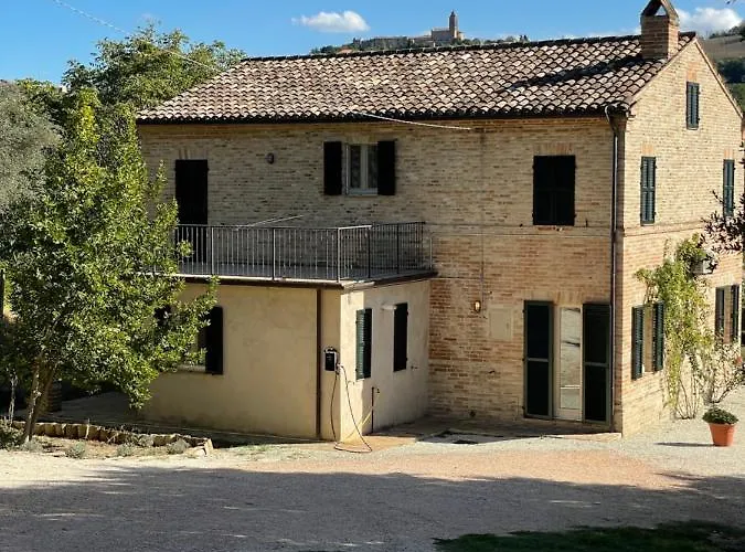Casa Raffaela, Charming With A Pool Vakantiehuis *